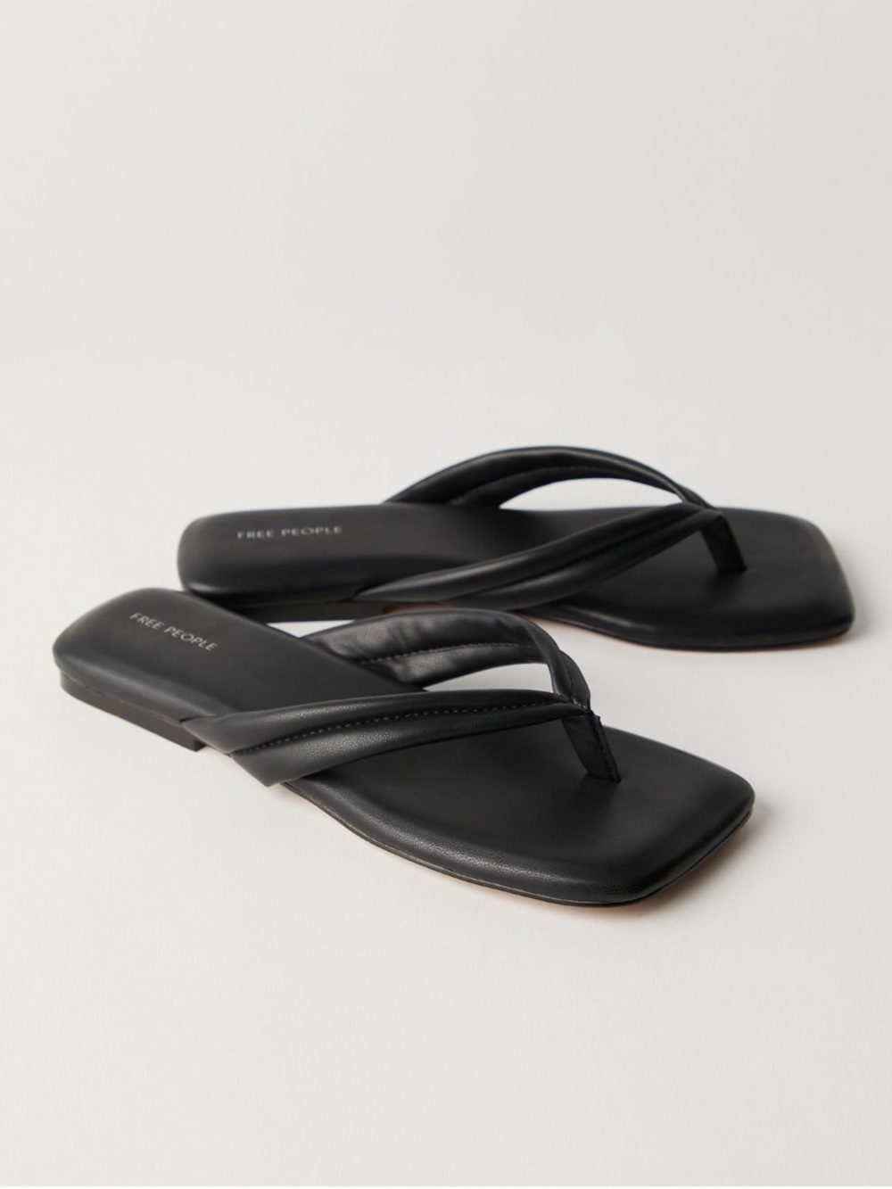 Free People - Tia Thong Sandal - Black - Size 9.5